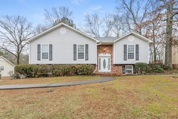 1729 Timbercrest Circle Birmingham, AL 35235